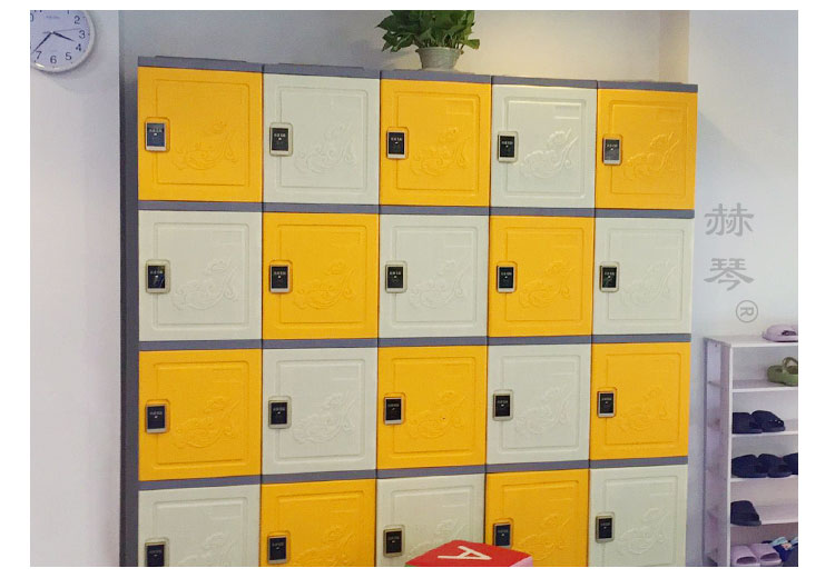 四層塑料更衣柜儲物柜案例實拍五 四層塑料更衣柜儲物柜案例實拍五